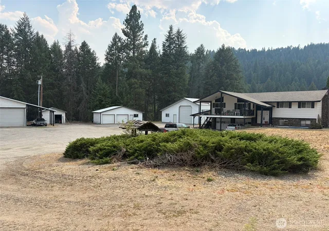 Photo 2 of Single family home for sale at 499 W 9th Street, Republic, WA 99166 | MLS# NWM2570708 | Listing updated on 2026-09-23