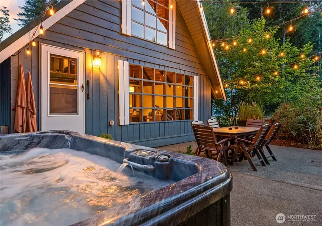 Photo 3 of Sale Pending at 127 Aspen Ln, Packwood, WA 98361 | MLS# NWM2570718 | Listing updated on 2026-09-25