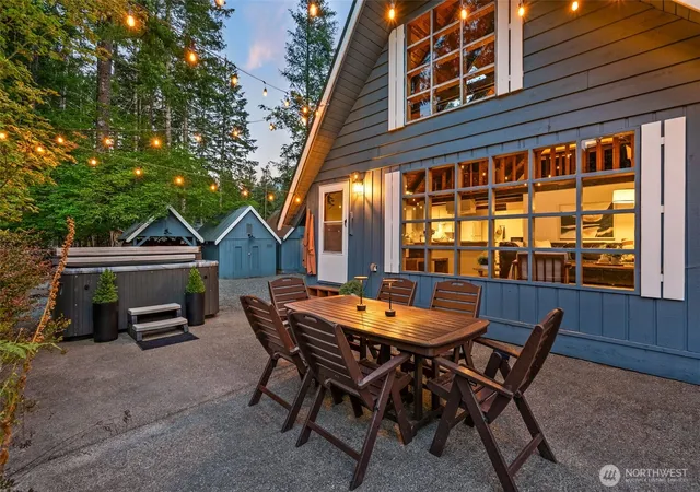 Photo 4 of Sale Pending at 127 Aspen Ln, Packwood, WA 98361 | MLS# NWM2570718 | Listing updated on 2026-09-25