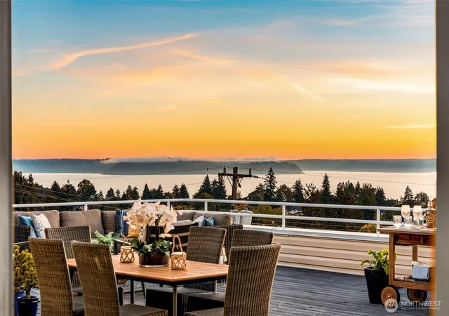 Photo 2 of Condo for sale at 4527 45th Avenue SW #402S, Seattle, WA 98116 | MLS# NWM2570743 | Listing updated on 2026-10-09