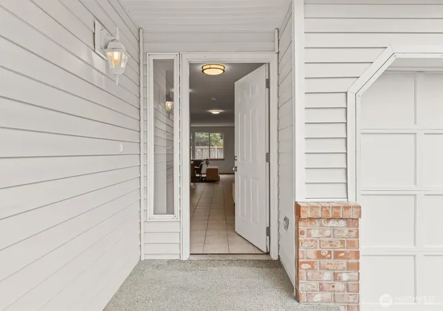 Photo 3 of Single family home for sale at 12828 175th Court Se, Renton, WA 98058 | MLS# NWM2570756 | Listing updated on 2026-10-01