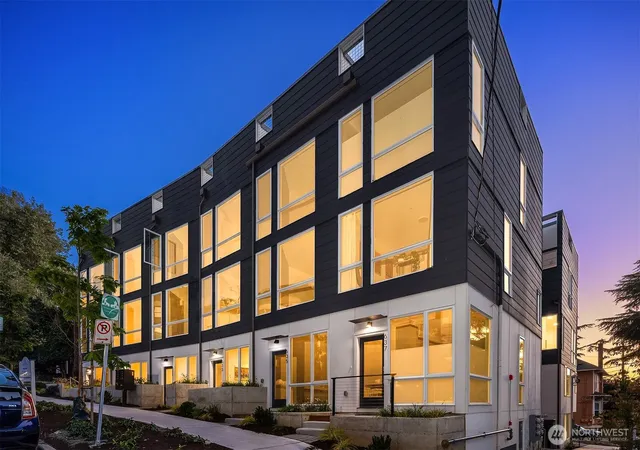 Photo 1 of Townhouse for sale at 629 13th Avenue E, Seattle, WA 98102 | MLS# NWM2570784 | Listing updated on 2026-09-30