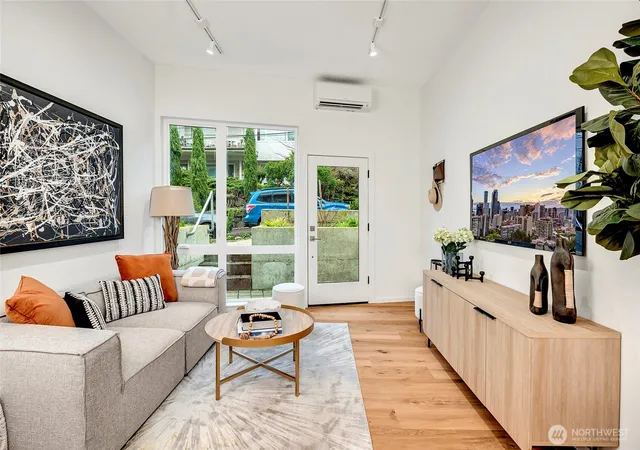 Photo 3 of Townhouse for sale at 629 13th Avenue E, Seattle, WA 98102 | MLS# NWM2570784 | Listing updated on 2026-09-30