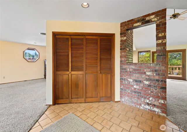 Photo 3 of Sale Pending at 252 View Ridge Dr, Port Angeles, WA 98362 | MLS# NWM2570788 | Listing updated on 2026-09-25