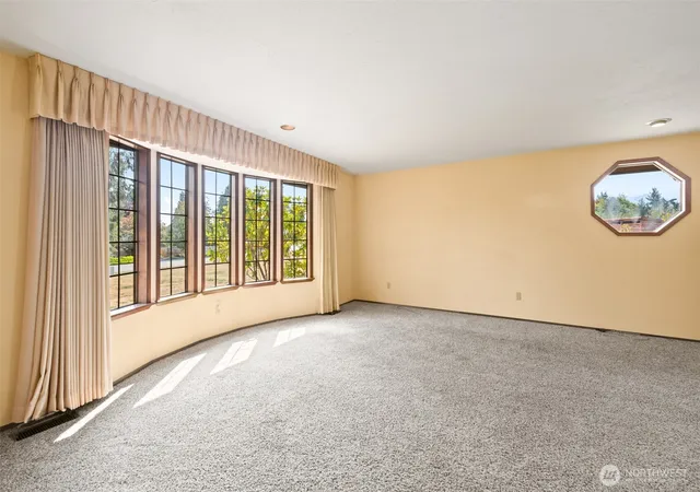 Photo 4 of Sale Pending at 252 View Ridge Dr, Port Angeles, WA 98362 | MLS# NWM2570788 | Listing updated on 2026-09-25