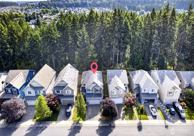 Photo 3 of Sale Pending at 19003 87th Avenue Ct E, Puyallup, WA 98375 | MLS# NWM2570791 | Listing updated on 2026-09-25