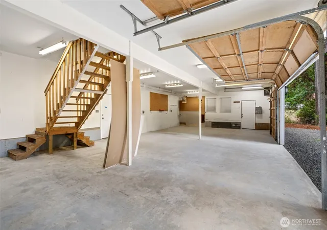 Photo 4 of Single family home for sale at 4808 E La Salle St, Port Orchard, WA 98366 | MLS# NWM2570800 | Listing updated on 2026-09-30