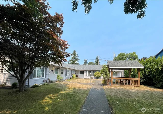 Multi family home for sale at 708 Grover St, Lynden, WA 98264 | MLS# NWM2570802