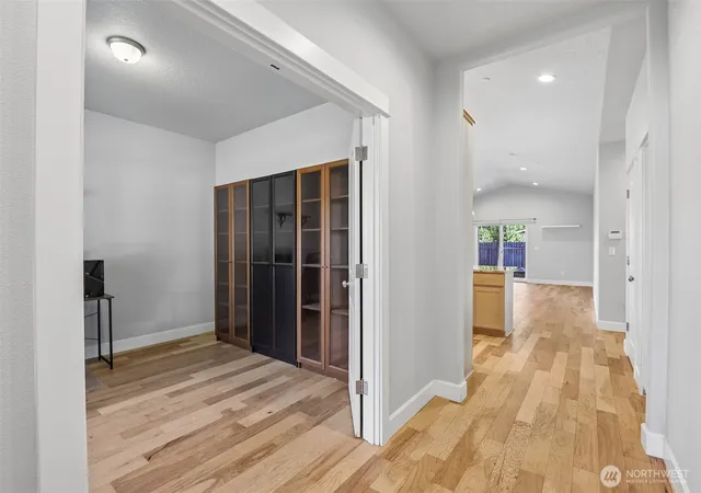 Photo 4 of Single family home for sale at 640 SE Sumner St, Camas, WA 98607 | MLS# NWM2570811 | Listing updated on 2026-10-02