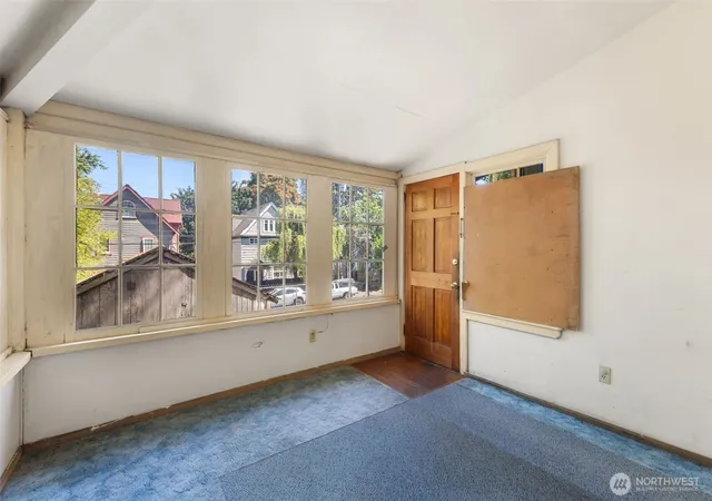 Photo 2 of Sale Pending at 1525 14th Ave S, Seattle, WA 98144 | MLS# NWM2570816 | Listing updated on 2026-09-20