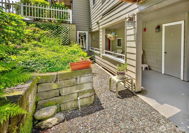 Photo 2 of Condo for sale at 4117 Providence Point Dr Se, Issaquah, WA 98029 | MLS# NWM2570819 | Listing updated on 2026-09-30