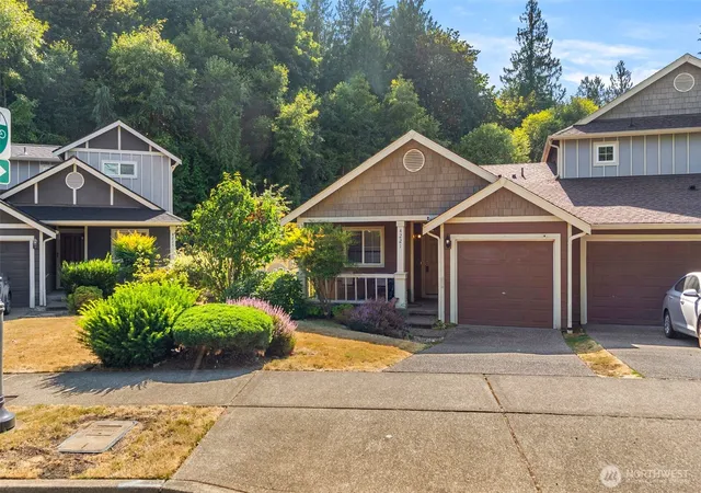 Photo 2 of Sale Pending at 4221 Roxanna Loop Se, Lacey, WA 98503 | MLS# NWM2570828 | Listing updated on 2026-08-24