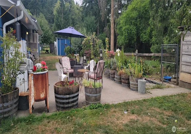 Photo 4 of Single family home for sale at 558 Coal Crk Rd, Chehalis, WA 98532 | MLS# NWM2570833 | Listing updated on 2026-09-24