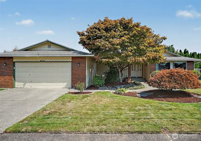 Photo 3 of Sale Pending at 6421 152nd Ave E, Sumner, WA 98390 | MLS# NWM2570847 | Listing updated on 2026-09-25