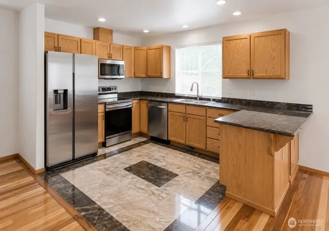 Photo 4 of Single family home for sale at 11112 16Th Pl Se, Lake Stevens, WA 98258 | MLS# NWM2570871 | Listing updated on 2026-09-23