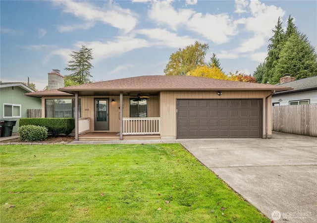 Photo 1 of Single family home for sale at 3108 Louisiana St, Longview, WA 98632 | MLS# NWM2570878 | Listing updated on 2026-09-23