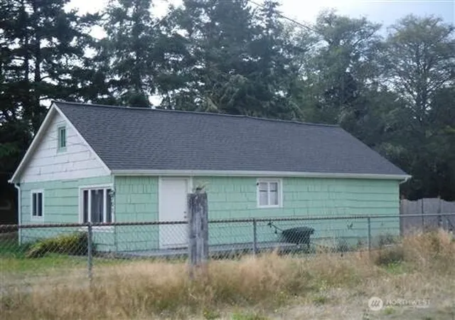 Photo 1 of Single family home for sale at 6701 V Pl, Long Beach, WA 98631 | MLS# NWM2570894 | Listing updated on 2026-09-21
