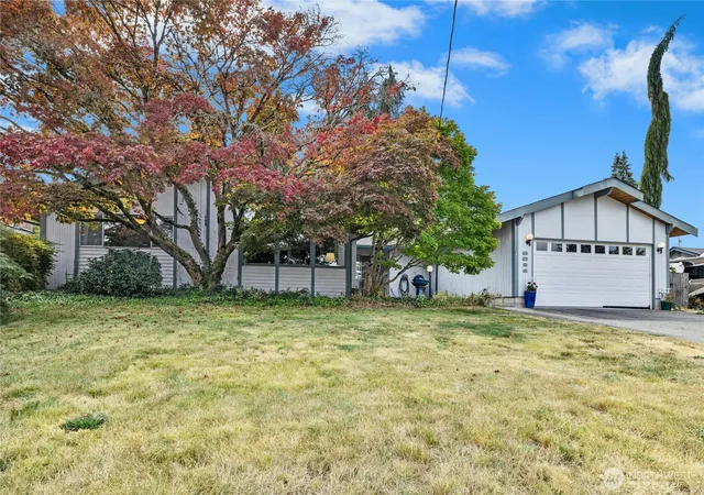 Photo 2 of Single family home for sale at 8826 Cascadia Ave, Everett, WA 98208 | MLS# NWM2570906 | Listing updated on 2026-09-30