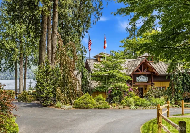 Photo 2 of Condo for sale at 990 S Lake Whatcom Blvd #36, Sedro Woolley, WA 98284 | MLS# NWM2570922 | Listing updated on 2026-09-21