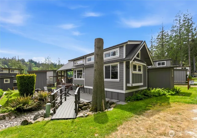 Photo 3 of Condo for sale at 990 S Lake Whatcom Blvd #36, Sedro Woolley, WA 98284 | MLS# NWM2570922 | Listing updated on 2026-09-21