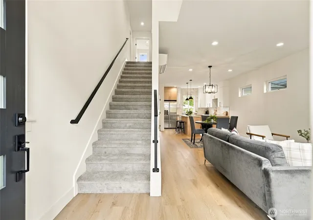 Photo 3 of Sale Pending at 5513 Fleming St #B, Everett, WA 98203 | MLS# NWM2570925 | Listing updated on 2026-09-24