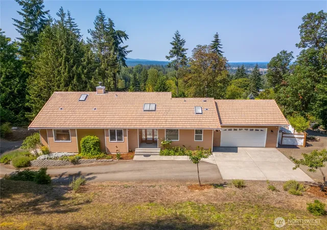 Photo 3 of Sale Pending at 823 Fox Hollow Rd, Sequim, WA 98382 | MLS# NWM2570931 | Listing updated on 2026-10-15