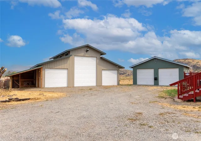 Photo 3 of Manufactured home for sale at 148 Riverside Cutoff Rd, Riverside, WA 98849 | MLS# NWM2570956 | Listing updated on 2026-09-23