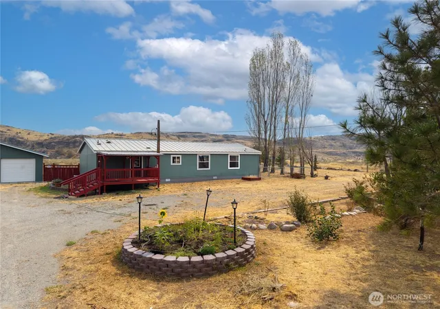 Photo 3 of Manufactured home for sale at 148 Riverside Cutoff Rd, Riverside, WA 98849 | MLS# NWM2570956 | Listing updated on 2026-09-23