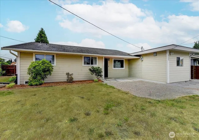 Photo 1 of Single family home for sale at 9125 48th Drive Ne, Marysville, WA 98270 | MLS# NWM2570960 | Listing updated on 2026-09-23