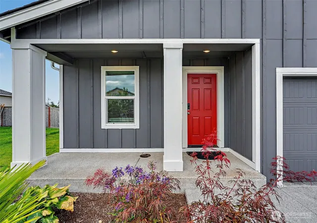 Photo 1 of Single family home for sale at 13603 194th St E, Graham, WA 98338 | MLS# NWM2570976 | Listing updated on 2026-09-23
