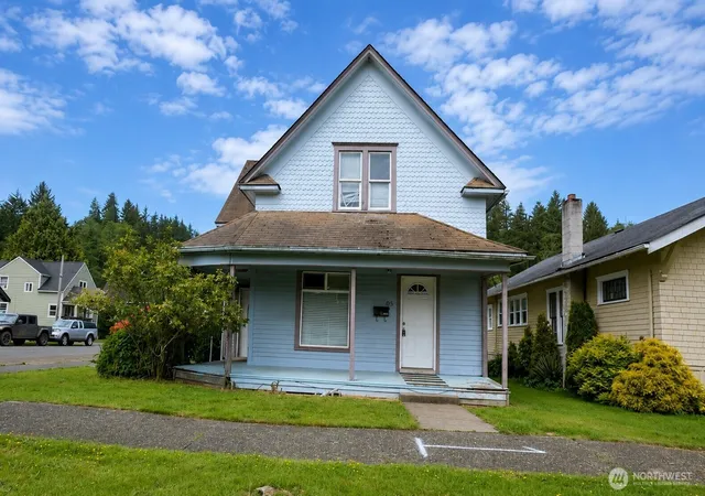 Photo 1 of Multi family home for sale at 803 Monroe St, Hoquiam, WA 98550 | MLS# NWM2570977 | Listing updated on 2026-09-23