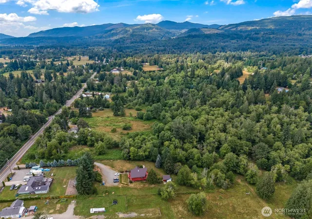 Photo 2 of Single family home for sale at 21208 Se 276th Avenue, Maple Valley, WA 98038 | MLS# NWM2570984 | Listing updated on 2026-09-23