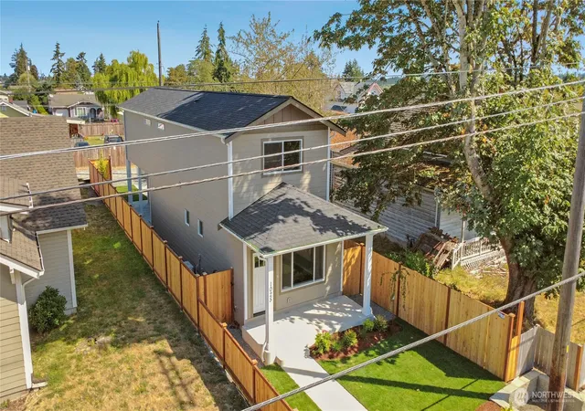 Photo 2 of Single family home for sale at 1025 E 64th South, Tacoma, WA 98404 | MLS# NWM2570993 | Listing updated on 2026-09-30