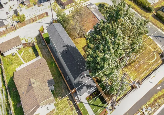 Photo 3 of Single family home for sale at 1025 E 64th South, Tacoma, WA 98404 | MLS# NWM2570993 | Listing updated on 2026-09-30