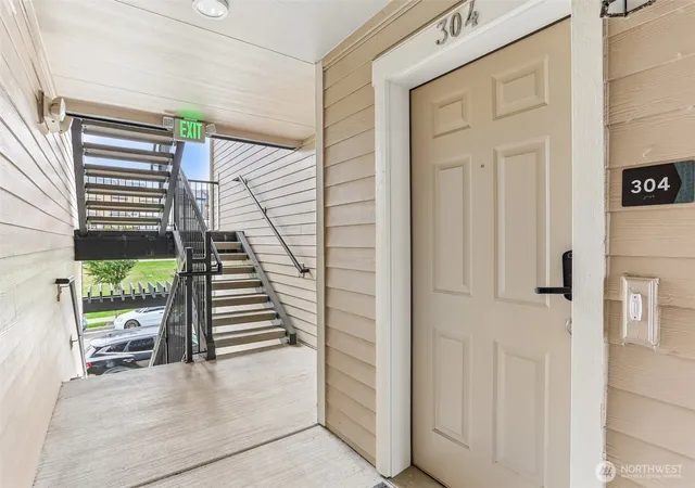 Photo 3 of Condo for sale at 921 Westridge Wy Ne #304, Issaquah, WA 98029 | MLS# NWM2571004 | Listing updated on 2026-09-23