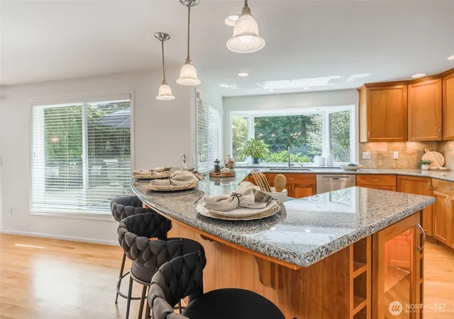 Photo 4 of Sale Pending at 12617 NE 5th Street, Bellevue, WA 98005 | MLS# NWM2571008 | Listing updated on 2026-09-22