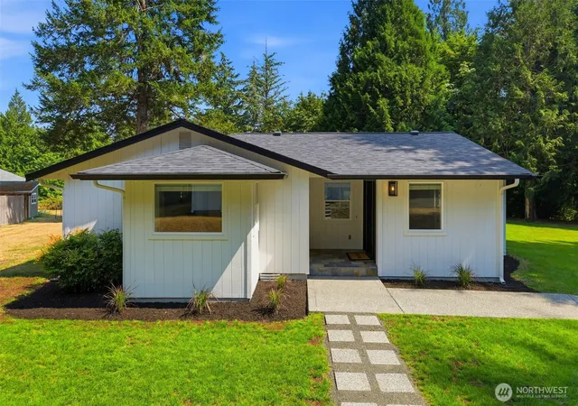 Photo 2 of Single family home for sale at 15615 53rd St Nw, Lakebay, WA 98349 | MLS# NWM2571025 | Listing updated on 2026-09-23