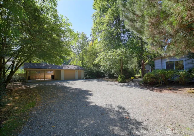 Photo 3 of Manufactured home for sale at 22104 49th Avenue Se, Bothell, WA 98021 | MLS# NWM2571027 | Listing updated on 2026-09-26