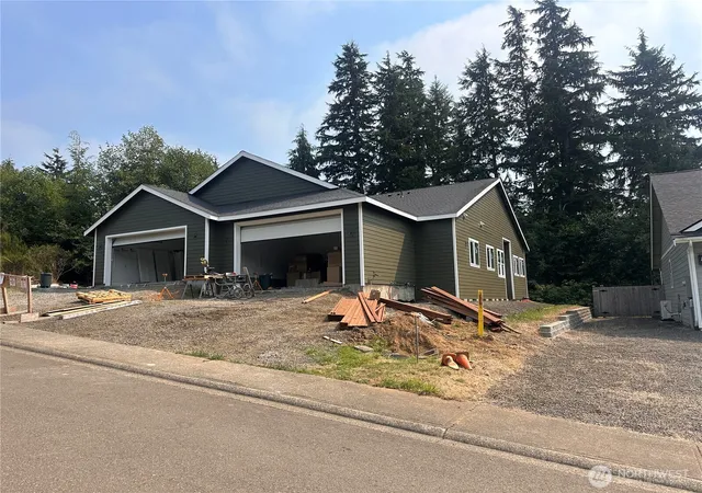 Photo 1 of Townhouse for sale at 3116 Sanderling Dr, Hoquiam, WA 98550 | MLS# NWM2571035 | Listing updated on 2026-09-24