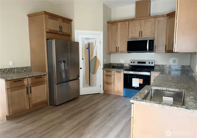 Photo 4 of Townhouse for sale at 3116 Sanderling Dr, Hoquiam, WA 98550 | MLS# NWM2571035 | Listing updated on 2026-09-24