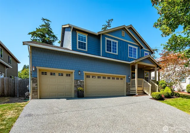 Photo 3 of Sale Pending at 1873 SW Downfield Way, Oak Harbor, WA 98277 | MLS# NWM2571043 | Listing updated on 2026-10-01