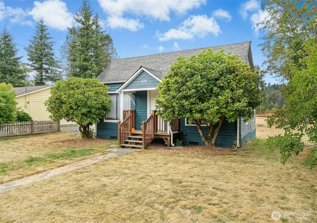 Photo 3 of Single family home for sale at 515 1st Street, Sultan, WA 98294 | MLS# NWM2571046 | Listing updated on 2026-09-23