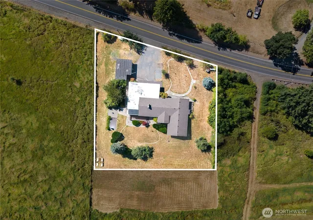 Photo 2 of Single family home for sale at 2227 S Scheuber Rd, Chehalis, WA 98532 | MLS# NWM2571058 | Listing updated on 2026-09-23