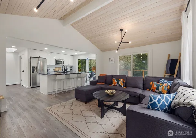 Photo 4 of Single family home for sale at 11132 Country Club Dr, Anderson Island, WA 98303 | MLS# NWM2571061 | Listing updated on 2026-09-23