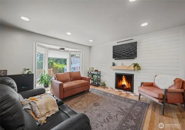 Photo 4 of Single family home for sale at 12086 NE 137th Court, Kirkland, WA 98034 | MLS# NWM2571083 | Listing updated on 2026-09-24