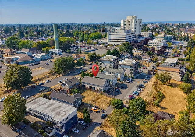 Photo 3 of Townhouse for sale at 1939 I St #B, Tacoma, WA 98405 | MLS# NWM2571097 | Listing updated on 2026-09-23
