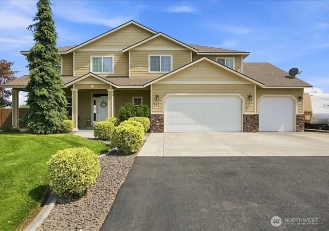 Photo 2 of Single family home for sale at 1421 N Road 59, Pasco, WA 99301 | MLS# NWM2571114 | Listing updated on 2026-09-25