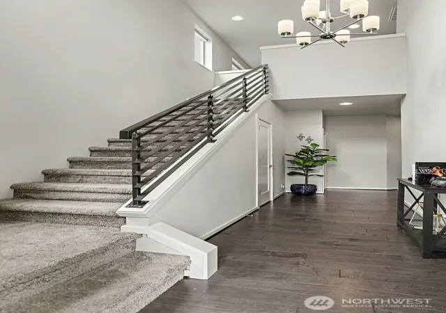 Photo 3 of Single family home for sale at 17511 92nd Place Ne, Bothell, WA 98011 | MLS# NWM2571131 | Listing updated on 2026-09-25