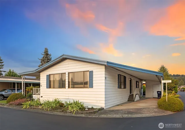 Photo 1 of Manufactured home for sale at 3611 I St Ne #60, Auburn, WA 98002 | MLS# NWM2571132 | Listing updated on 2026-09-23