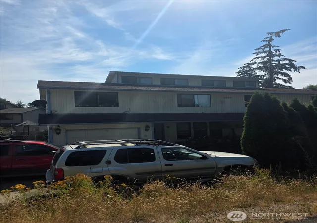 Photo 3 of Multi family home for sale at 5620 61st Street Ne #A & B, Marysville, WA 98270 | MLS# NWM2571134 | Listing updated on 2026-09-22